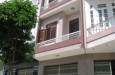 front house in Nguyen Huu Tho str, land area:5x9, 3 stories, 2 bedrooms, rental/month: 300$