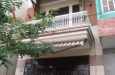 Front house for rent on Pham Van Dong street, An Nhon zone, 5x20m, 3 floors, brand new, 3 beds, 9 millions dong.I